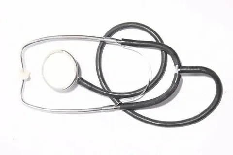 تصویر 3 از گوشی پزشکی تسهیل کننده کار پزشکان اطفال مهندسی شده و به روز